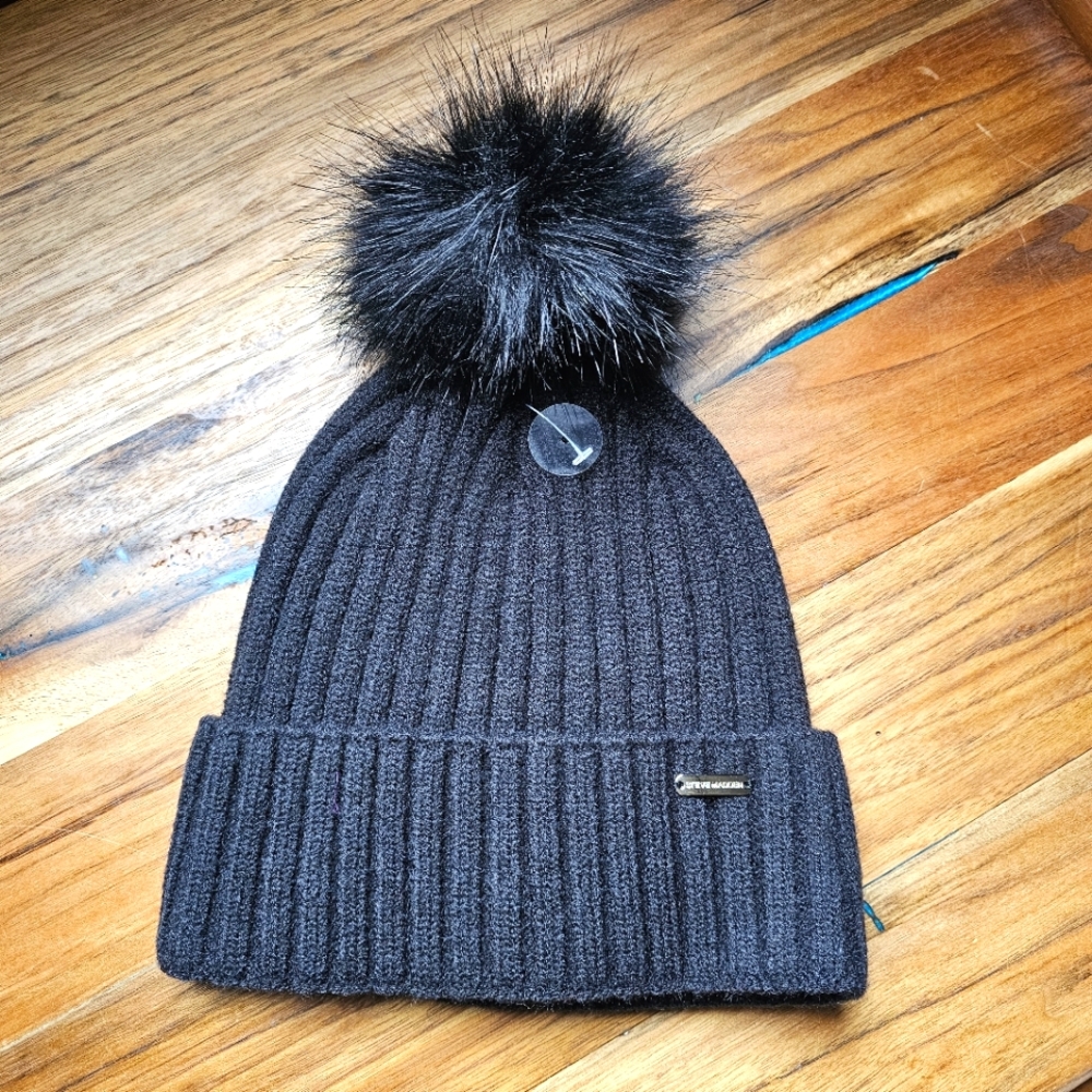 🔥 Steve Madden Black PomPom Hat NWOT